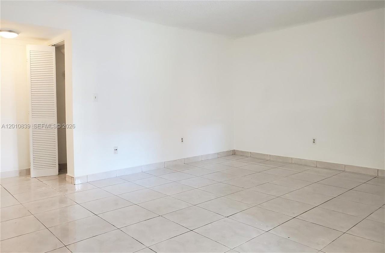 10020 Nw 9th Street Cir #102 - Photo 4 of 15