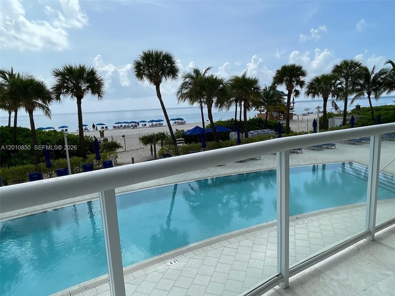18671 Collins Ave #202