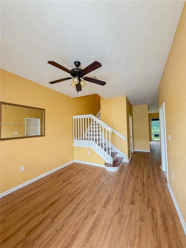 20909 Nw 14th Pl #452 - Photo 2 of 20
