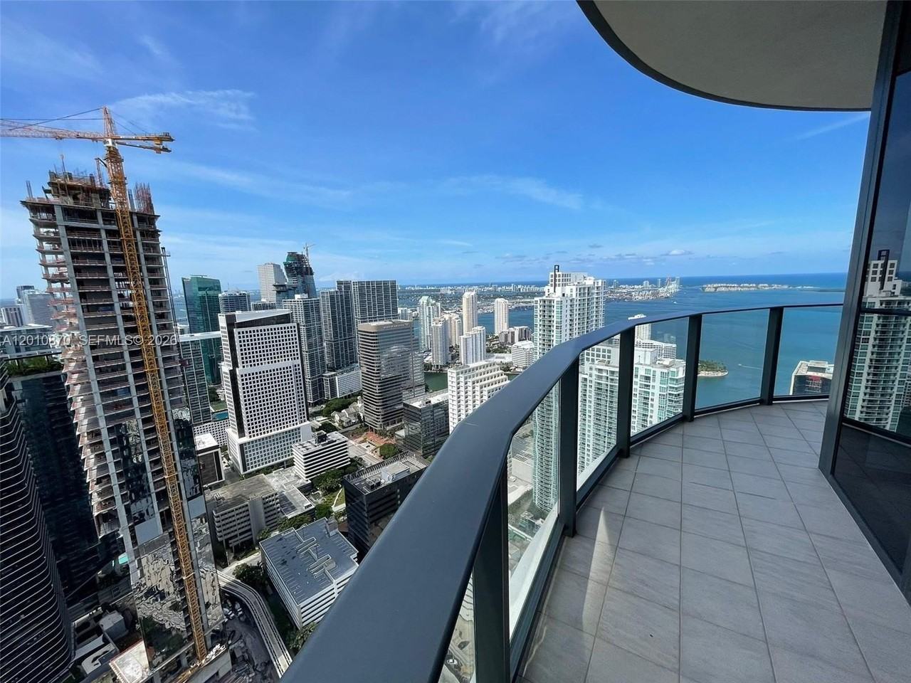 1000 Brickell Plz #5908 - Photo 7 of 38