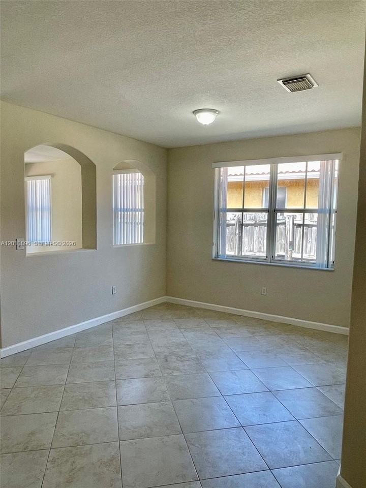 8514 Nw 111th Ct #8514 - Photo 3 of 22