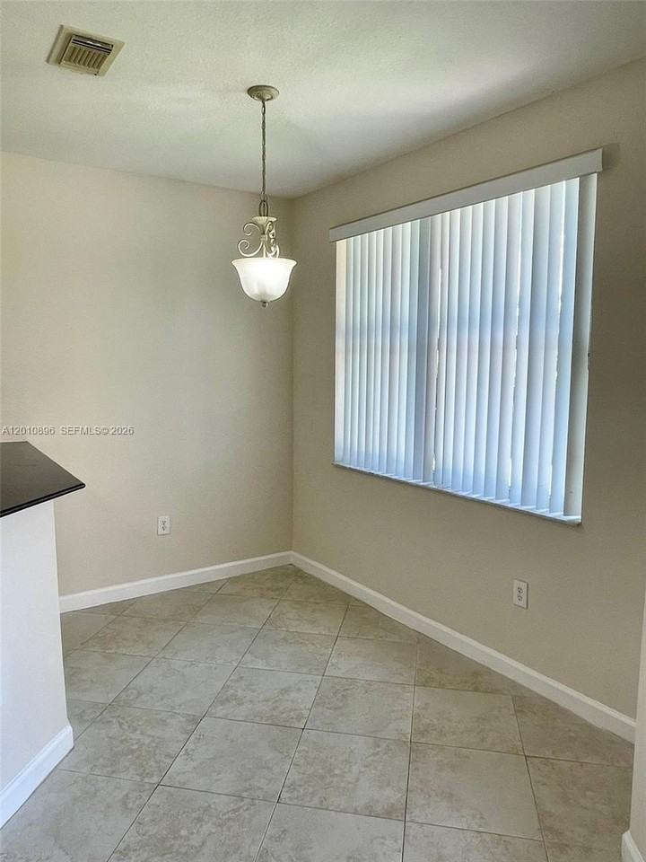 8514 Nw 111th Ct #8514 - Photo 6 of 22