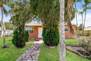 featured image of 11460 Sw 199th St