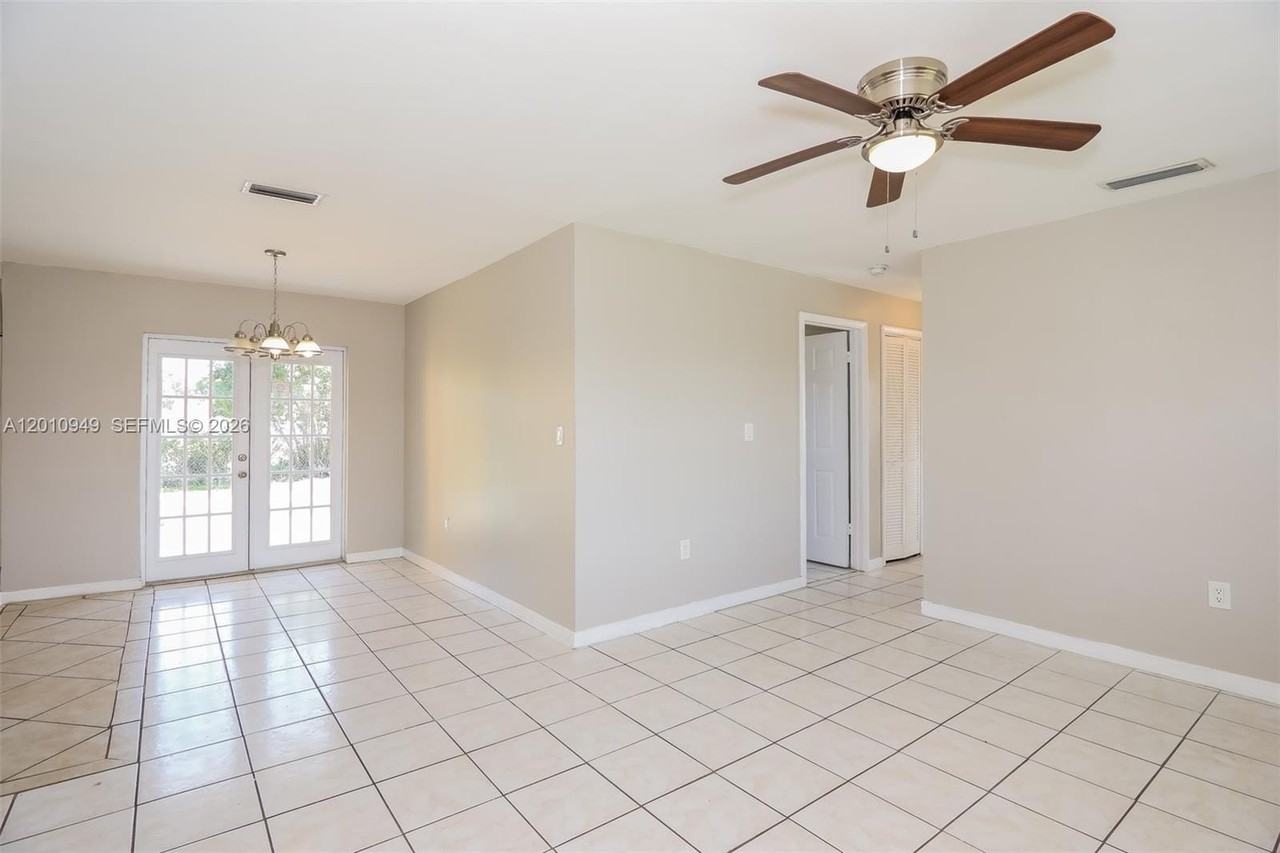 30207 Sw 158th Pl - Photo 3 of 15