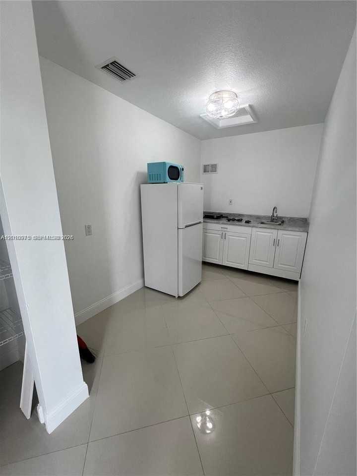 14813 Sw 171st Ter - Photo 5 of 14