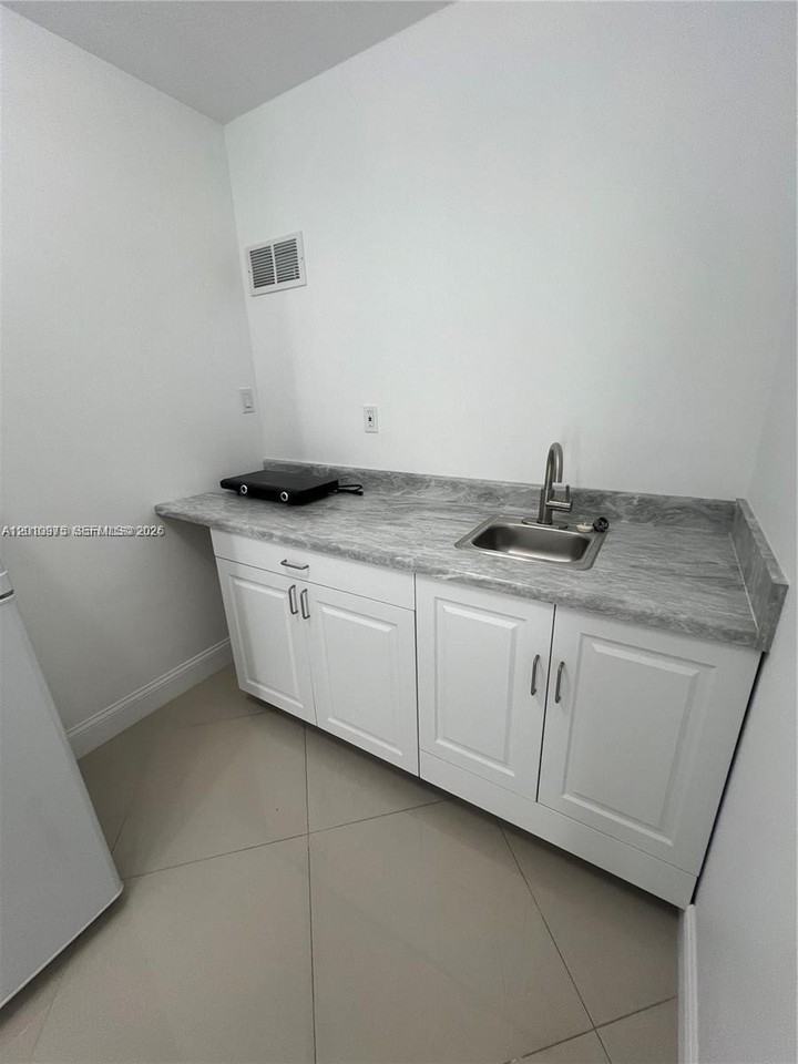 14813 Sw 171st Ter - Photo 6 of 14