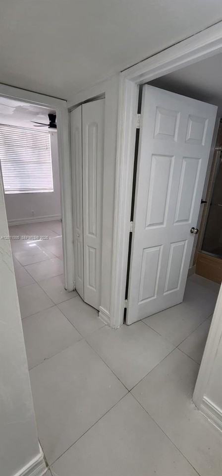 1020 Nw 80th Ave #203 - Photo 5 of 18