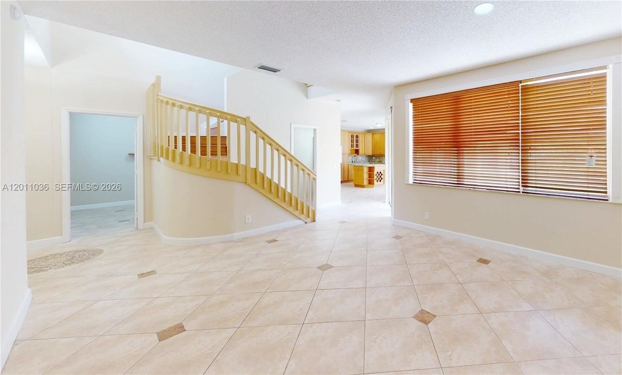 897 Briar Ridge Rd #897 - Photo 6 of 49