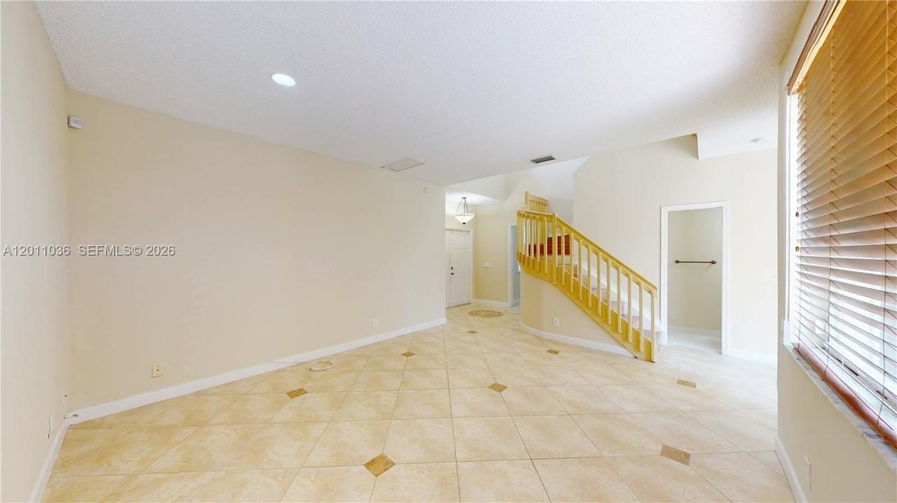897 Briar Ridge Rd #897 - Photo 7 of 49