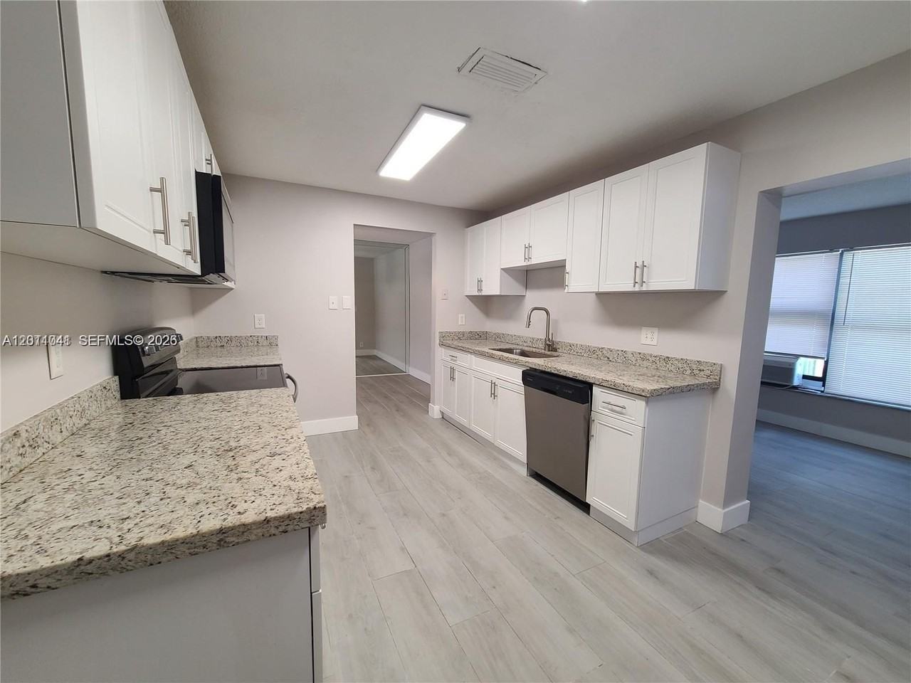 4751 Nw 12th Dr #1 - Photo 5 of 11