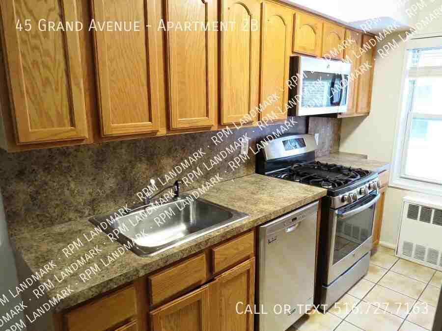 45 Grand Ave #2B - Photo 2 of 7