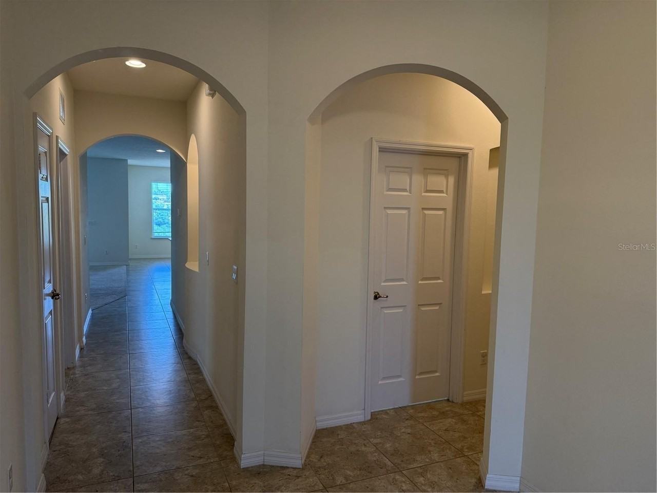 1432 Cabot Dr - Photo 3 of 43