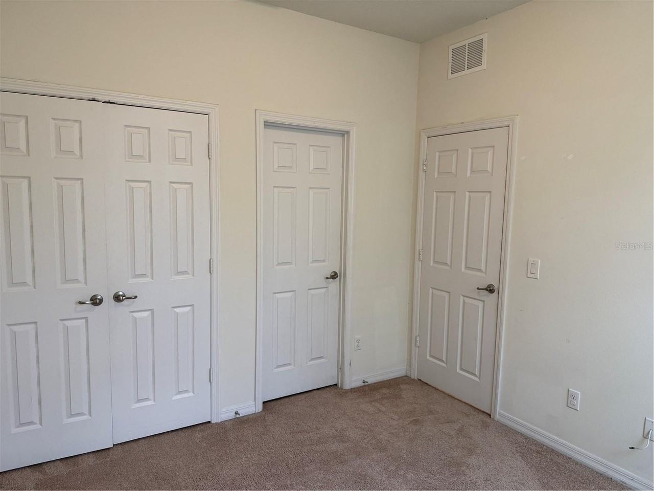1432 Cabot Dr - Photo 5 of 43