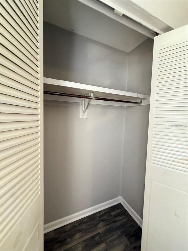 615 Sw 11th Ln #D - Photo 7 of 12