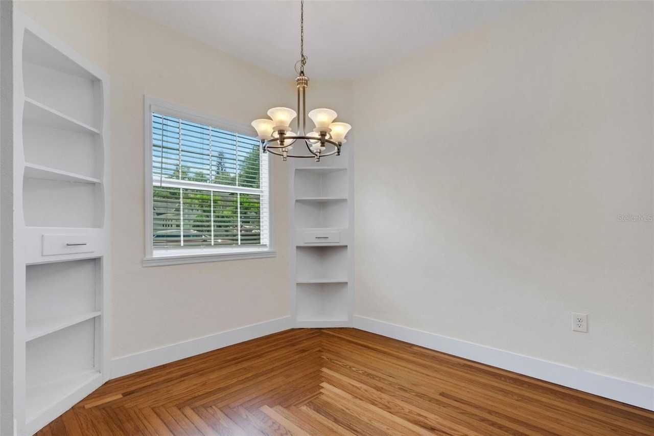 934 Vistabula St - Photo 7 of 29
