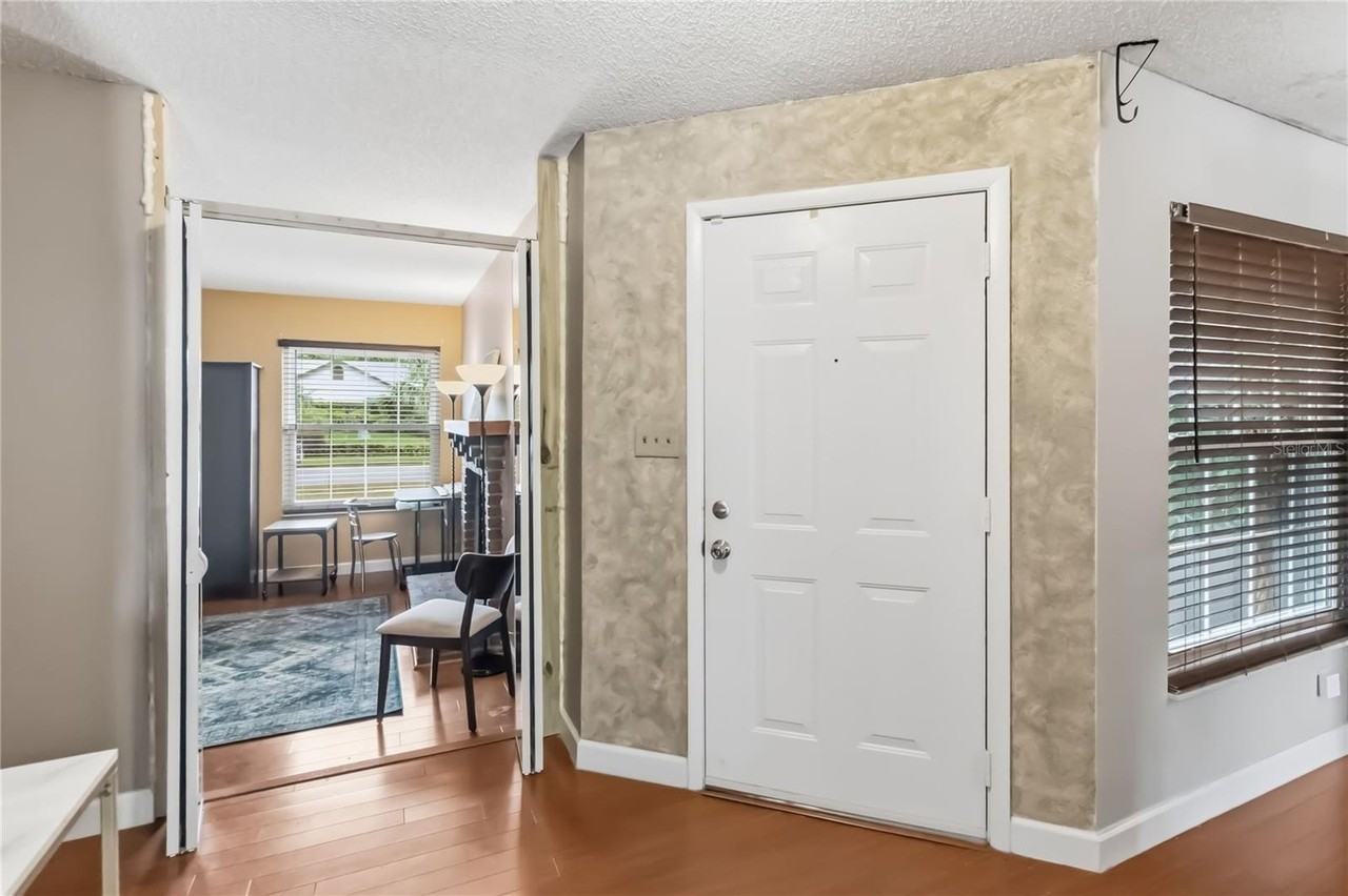 7832 Barberry Dr - Photo 2 of 16