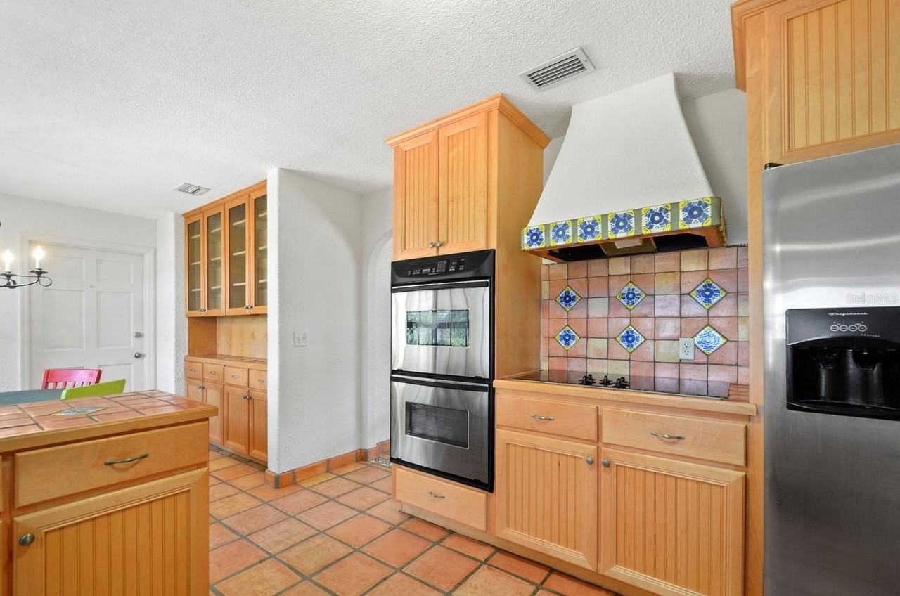 3636 Lake Buynak Rd - Photo 7 of 32