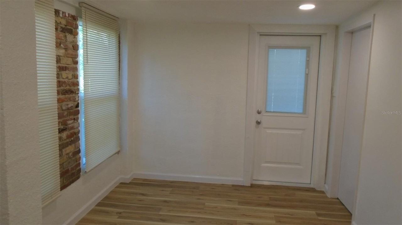 40 Lemon Ln - Photo 2 of 13