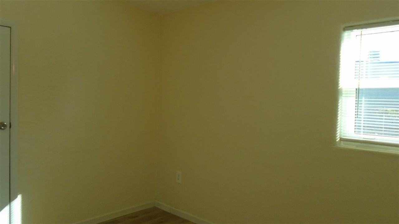 40 Lemon Ln - Photo 6 of 13