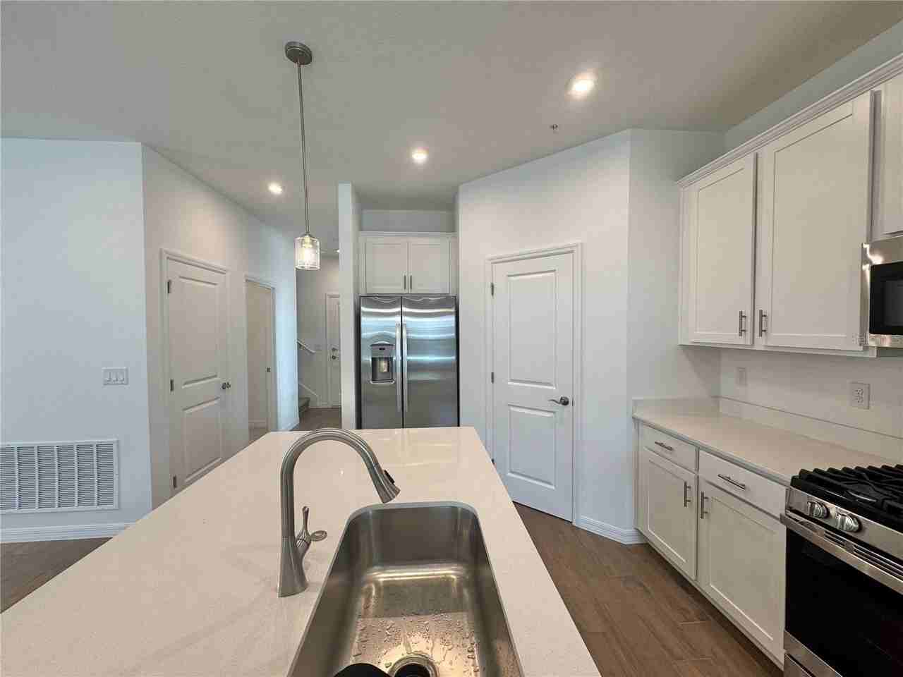 433 Belmond Dr - Photo 5 of 25