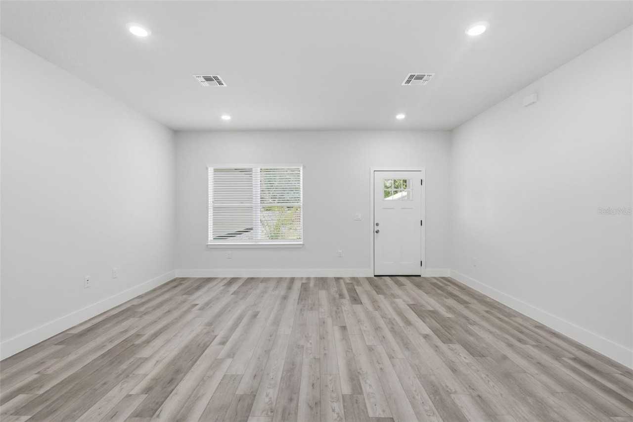 16475 Se 89th Ter - Photo 3 of 46