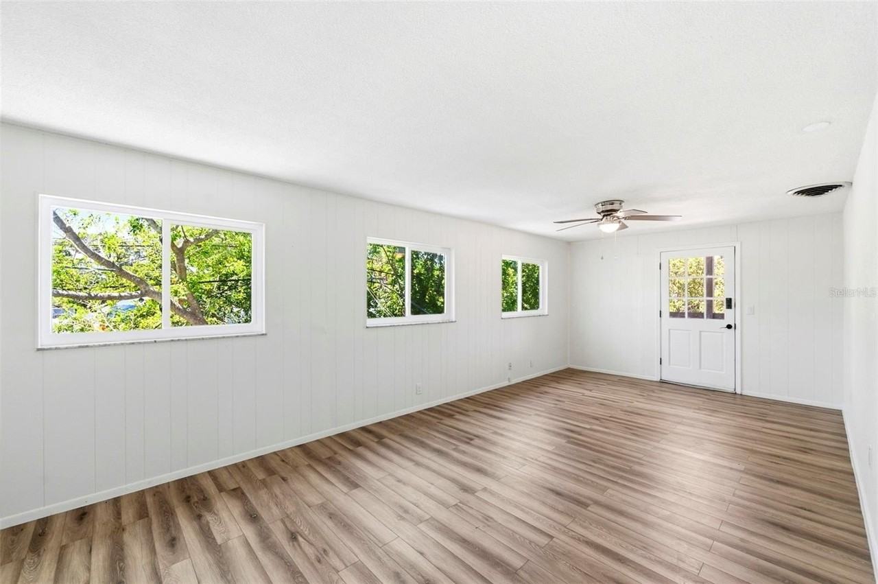5136 68th St N #B - Photo 6 of 50
