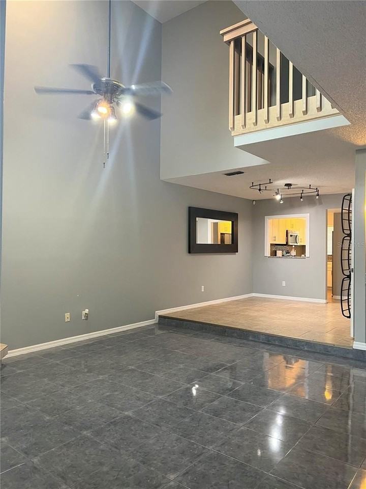 5909 Idle Forest Pl - Photo 4 of 39