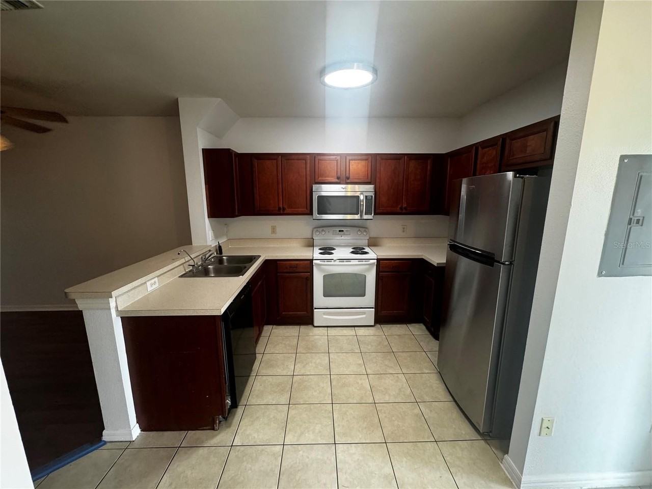 10443 Heron Lake Dr - Photo 6 of 13