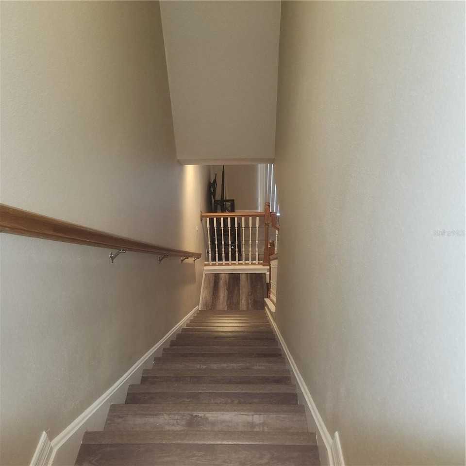 31209 Flannery Ct - Photo 7 of 14