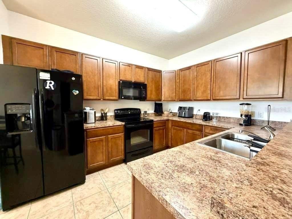 32914 Hillman Ct - Photo 6 of 22