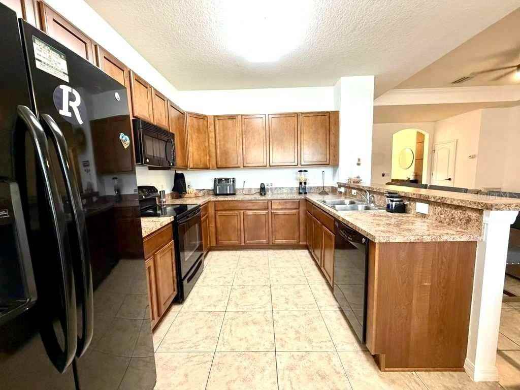 32914 Hillman Ct - Photo 7 of 22