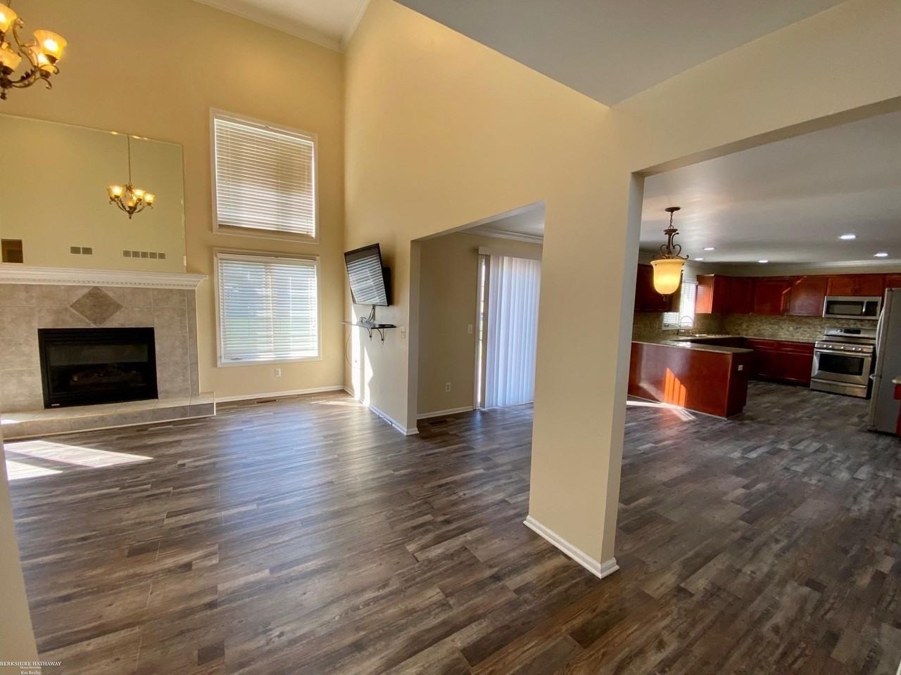 51139 Westwood Dr - Photo 3 of 39