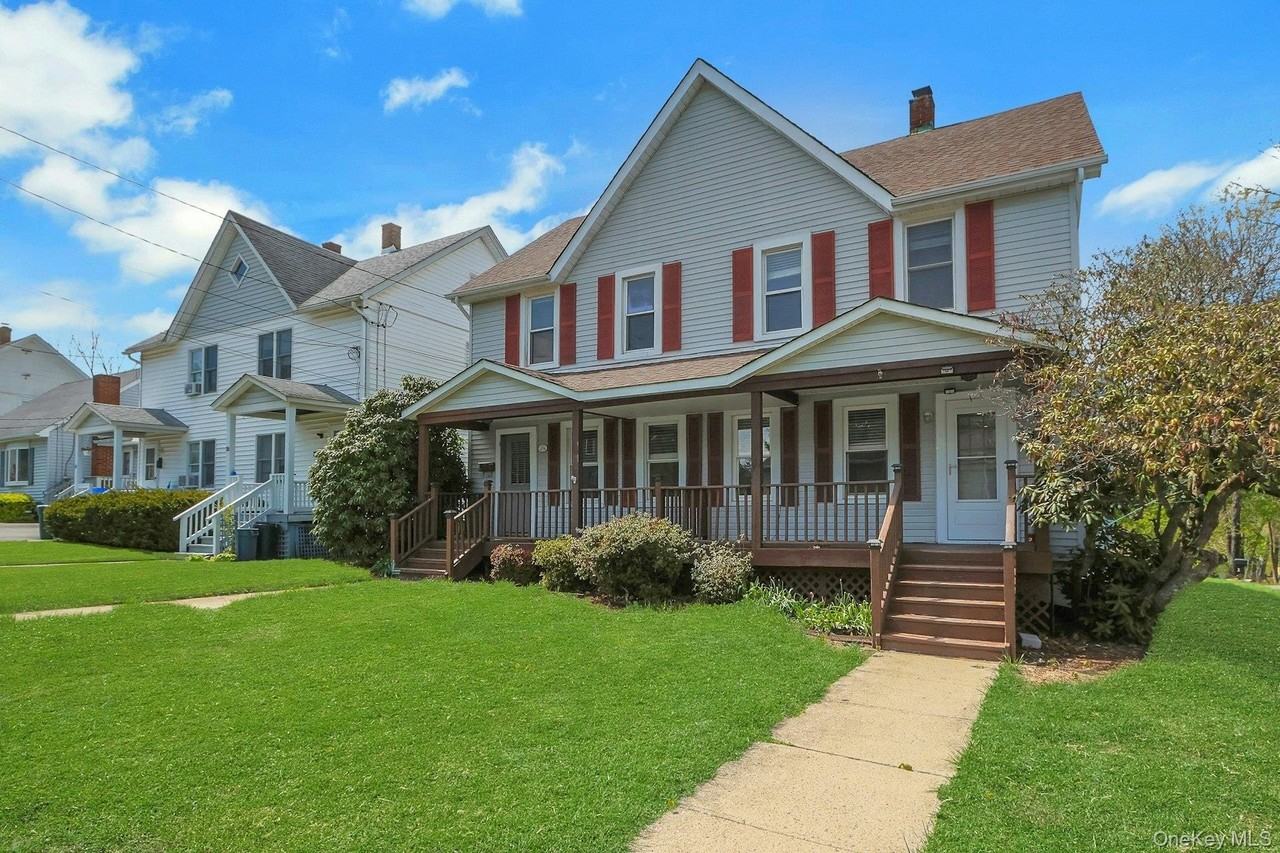 22 Firth St #22
