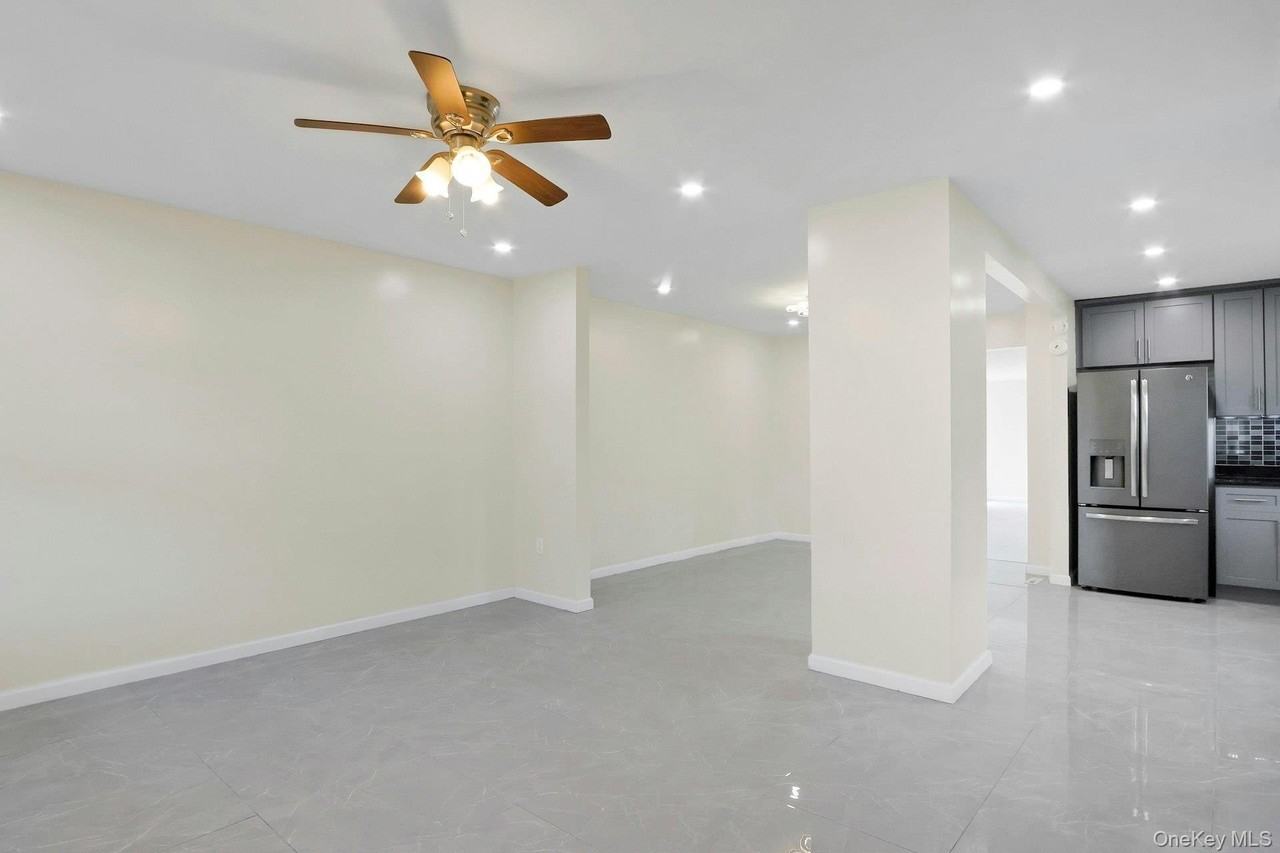 22 Firth St #22 - Photo 7 of 42