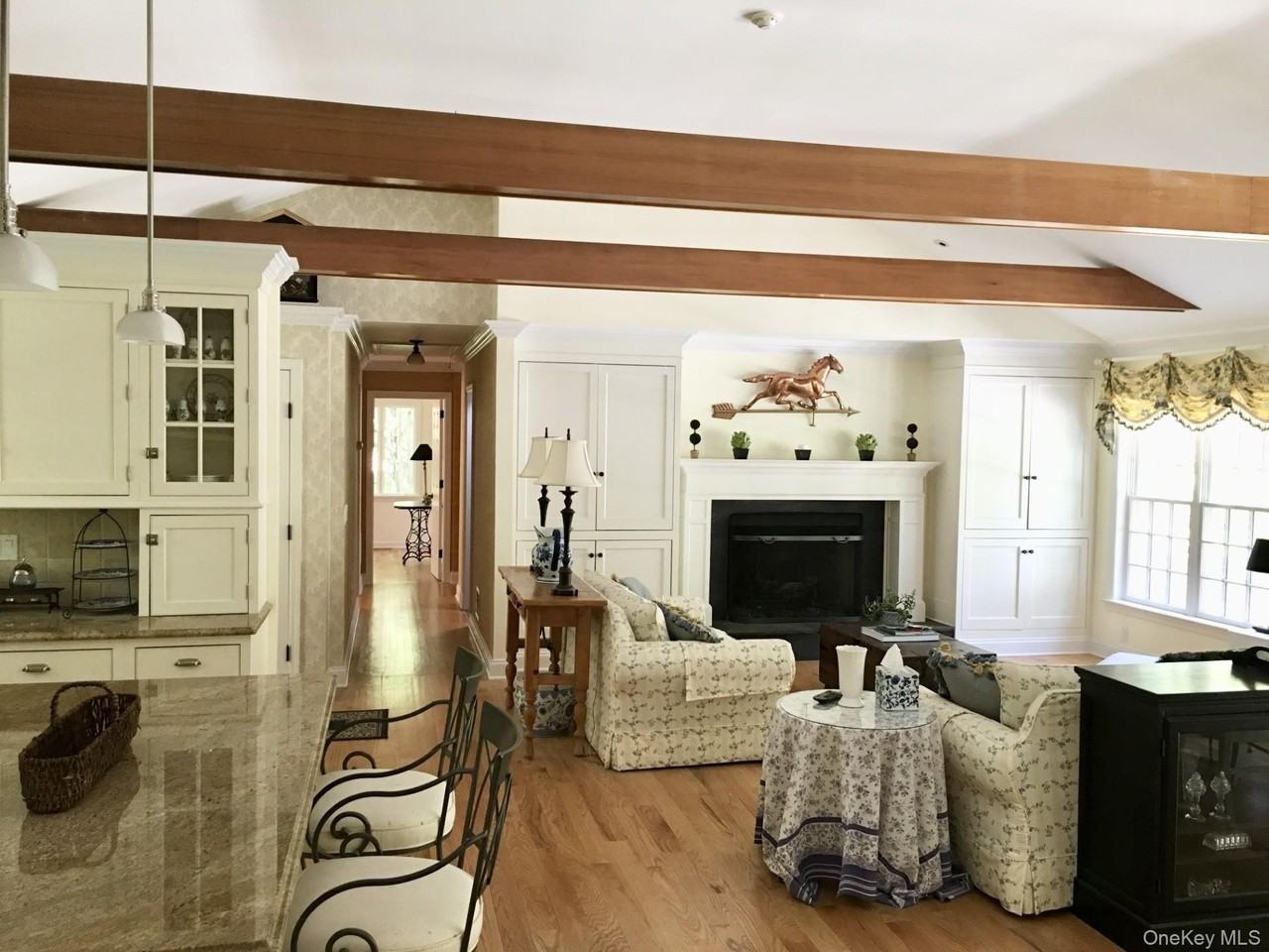 9 Cedar Hill Ln - Photo 2 of 21