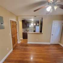 607 S 5th Ave - Photo 1 of 1