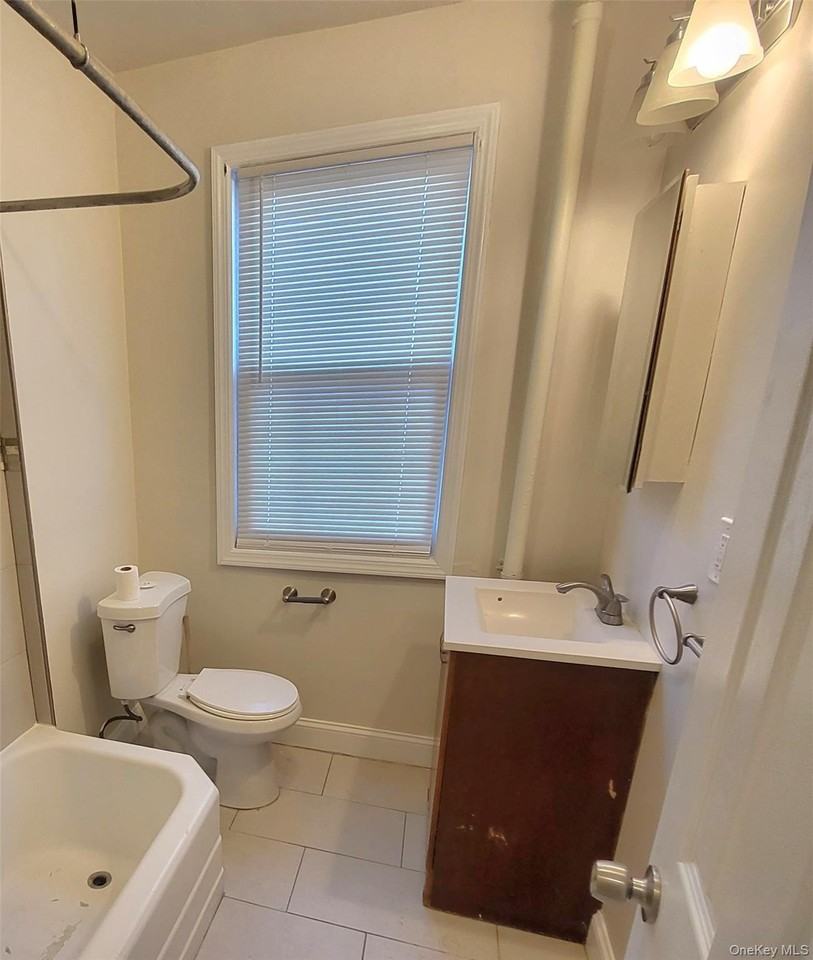 607 S 5th Ave - Photo 7 of 13