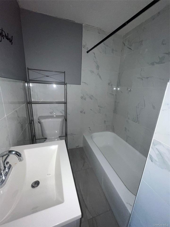 10 Church Ave #6 - Photo 4 of 9