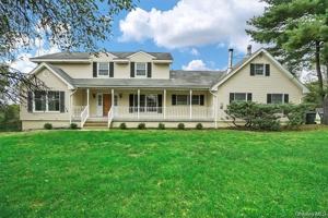 featured image of 4 Ayr Rd