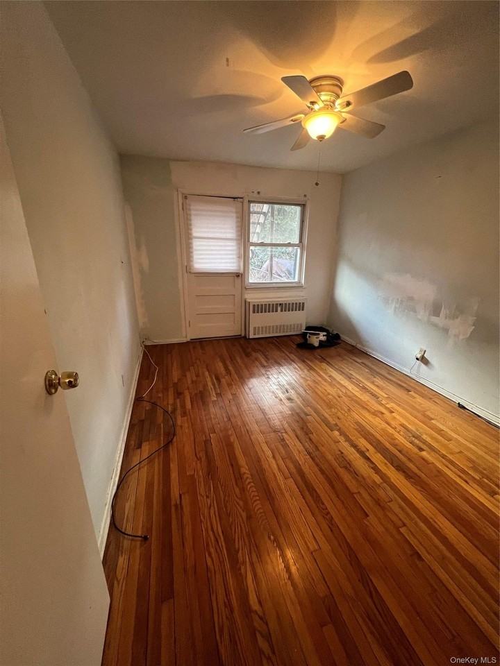 4120 210th St #1 - Photo 7 of 11