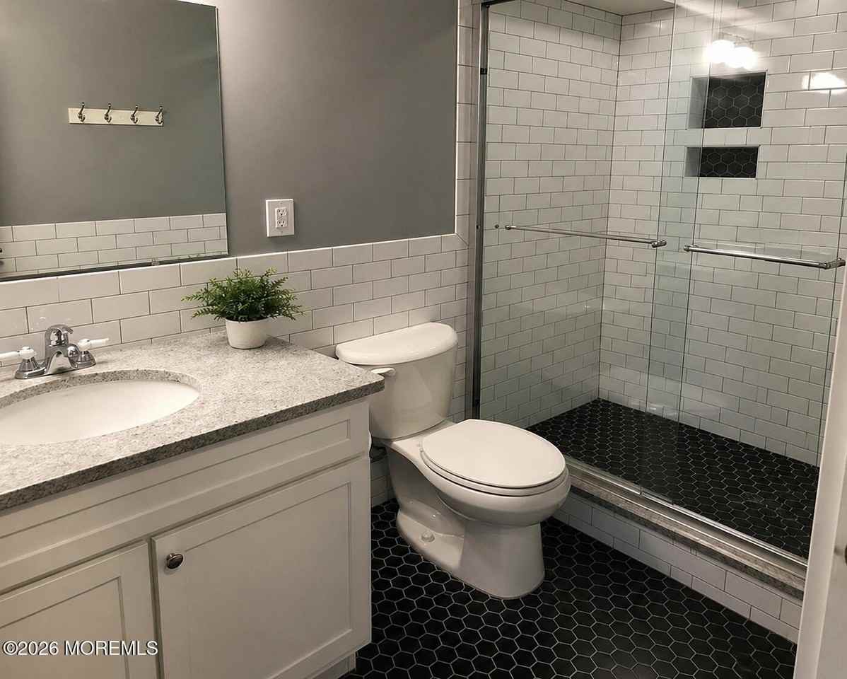 320 New York Ave - Photo 6 of 13