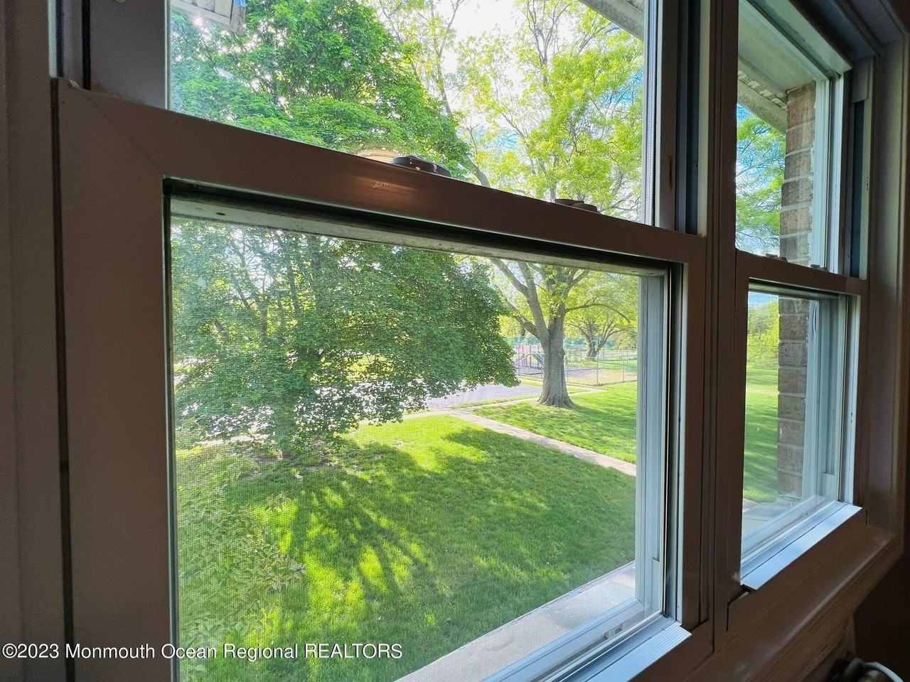 14 Windsor Ter #E - Photo 6 of 25