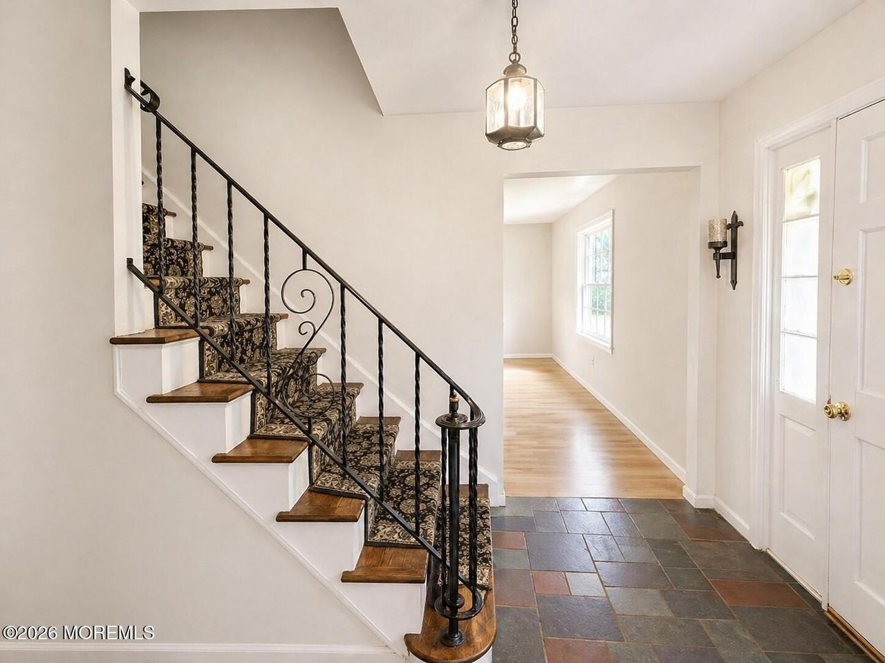 2908 Logan Rd - Photo 4 of 18