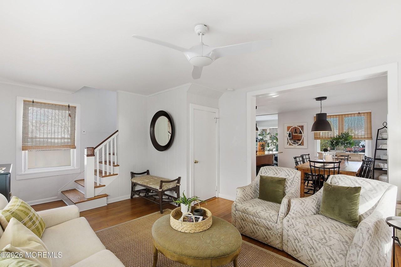 526 W End Ave - Photo 2 of 18