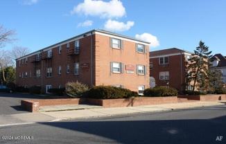 151 Stockton Ave #4 - Photo 1 of 1