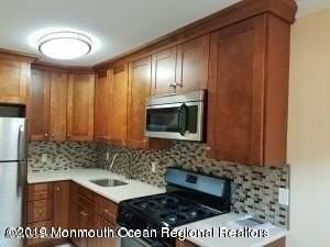 151 Stockton Ave #4 - Photo 3 of 7