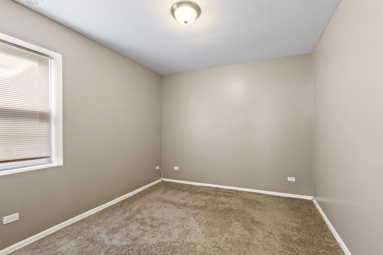 323 Memorial Dr #2 - Photo 7 of 14