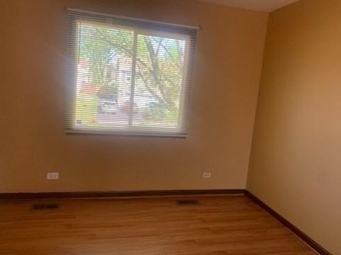 982 Grant St - Photo 7 of 46