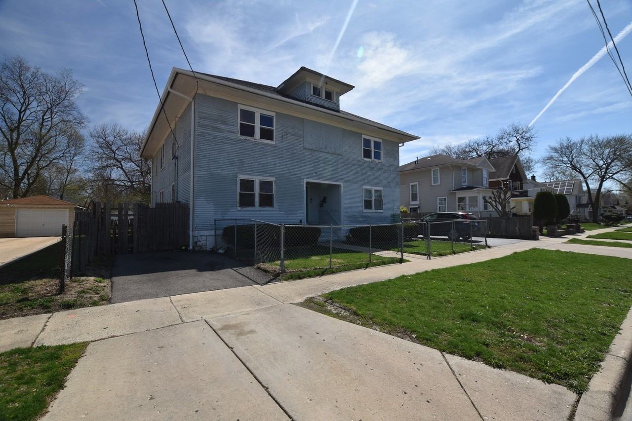 545 Hammond Ave #3 - Photo 3 of 25