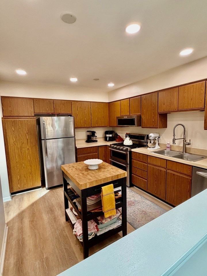1353 Ridgefield Cir #1353 - Photo 3 of 22